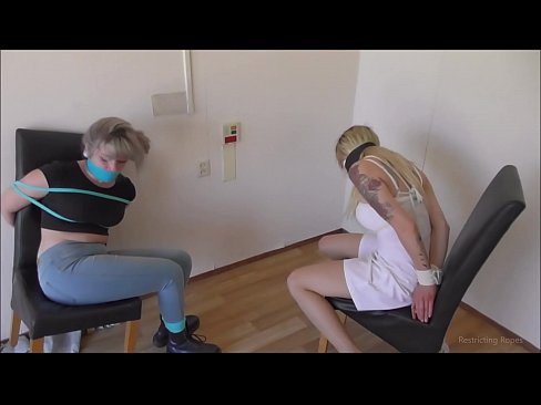 ❤️ Dependentă / legată și cu căluș / domnișoară în primejdie at porn ro.tukifporno.ru ❤