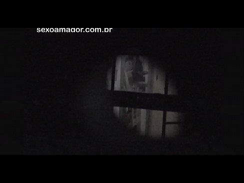 ❤️ Blondina este filmată în secret de un voyeur din cartier ascuns în spatele unor cărămizi goale at porn ro.tukifporno.ru ❤